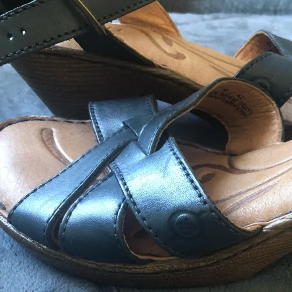 Born Sandals - Picture 5 of 6